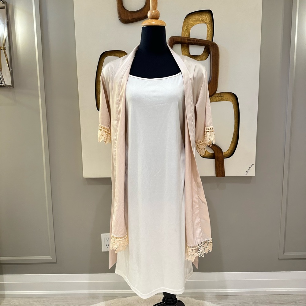 2 pcs Set white & beige Lace Trim Sleepwear Chemise nightgown